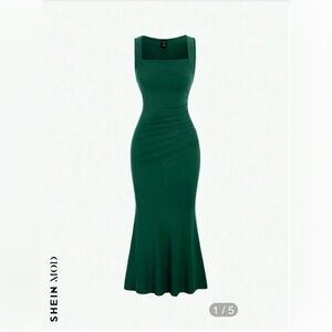 Elegant square neck fitted mermaid dress